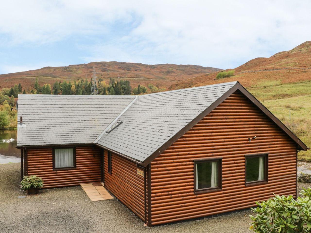 Burnside Lodge Lodge 1, Glengoulandie Aberfeldy Exterior photo